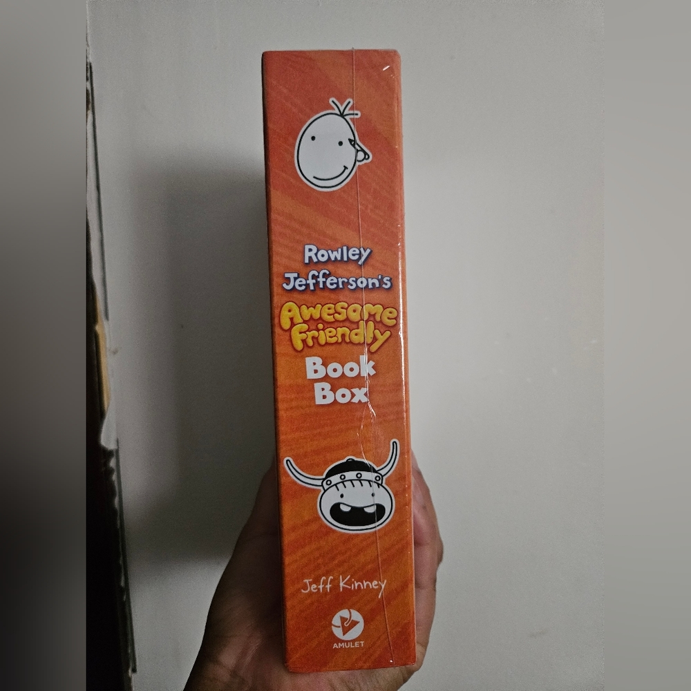 NIP Rowley Jefferson's Awesome Friendly Book Box